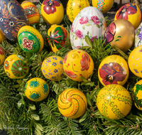 fileadmin/roha/images_galerie/brauchtum/Ostern/BR-OST-BRUN-EI-0018-01-D-roha-Brauchtum-Osterbrunnen-Bad-Reichenhall-Florianiplatz-Osterei.png