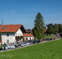 fileadmin/roha/images_galerie/brauchtum/Erntedank-Drischleg/BR-ERNTED-2016-1115-D-roha-Brauchtum-Erntedank-Teisendorf-Prozession.png