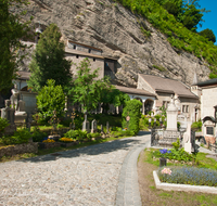 fileadmin/roha/images_galerie/orte_landschaft/Salzburg/St-Peter-Katakomben/SA-STPETER-FRIED-0014-D-roha-Salzburg-Friedhof-St-Peter-Grab-Katakomben.png