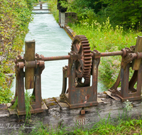 fileadmin/roha/images_galerie/orte_landschaft/Salzburg/Almkanal/SA-B-ALMK-0006-4-D-roha-Salzburg-Almkanal-Wasser-Schleuse-Marktschellenberg-Kanal.png