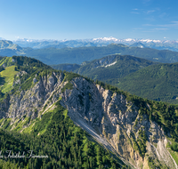 fileadmin/roha/images_galerie/orte_landschaft/Bergen/BERG-HOCHF-0002-4-D-roha-Bergen-Hochfelln-Panorama.png