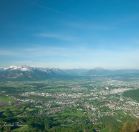 fileadmin/roha/images_galerie/orte_landschaft/Salzburg/Gaisberg-Flughafen-Wals/SA-GAISB-PAN-0100-D-roha-Salzburg-Gaisberg-Panorama-Watzmann-Untersberg-Hochstaufen.png