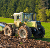 fileadmin/roha/images_galerie/Landwirtschaft/LANDW-MASCH-PFL-0007-1-D-roha-Landwirtschaft-Maschine-Pflug-Acker.png