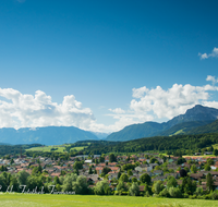 fileadmin/roha/images_galerie/orte_landschaft/Teisendorf/TEI-NORD-WEST-PAN-0010-D-roha-Teisendorf-Panorama-Teisenberg.png