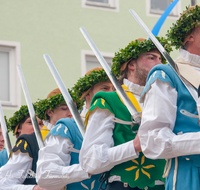 fileadmin/roha/images_galerie/brauchtum/Ostern/Schwertertanz/BR-OST-SCHWERT-2015-0954-05-D-roha-Brauchtum-Ostern-Schwertertanz-Traunstein.png