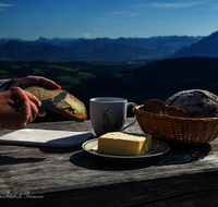 fileadmin/roha/images_galerie/kulinarisch/TEI-STO-GAS-0100-0491-D-roha-Stoisser-Alm-Butterbrot.png