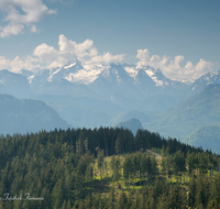 fileadmin/roha/images_galerie/orte_landschaft/Stoisser-Alm/TEI-STO-ALP-0004-D-roha-Teisendorf-Anger-Stoisseralm-Alm-Alpen-Gipfel.png