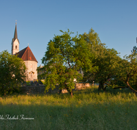 fileadmin/roha/images_galerie/orte_landschaft/Waging/WAG-TENG-0001-D-roha-Waging-Tengling-Kirche.png