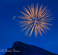 fileadmin/roha/images_galerie/brauchtum/Feuerwerk/FEU-WER-THUMS-0001-D-roha-Feuerwerk-Bad-Reichenhall-Thumsee-brennt.png