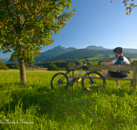 fileadmin/roha/images_galerie/Freizeit-Sport/Mountainbike-Radfahren/SPO-MOUN-ANG-0003-D-roha-Sport-Mountainbike-Radfahren-Anger-Hochstaufen-Zwiesel-Hoeglworth-Bank.png