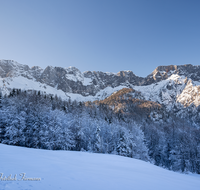 fileadmin/roha/images_galerie/orte_landschaft/Berchtesgaden/Marktschellenberg-Ettenberg/BGD-MARKT-SCHEL-LAN-0008-D-roha-Berchtesgaden-Marktschellenberg-Untersberg-Winter.png