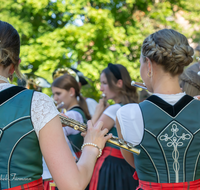 fileadmin/roha/Gautrachtenfest/Bilderglalerie/Gaufest-2023/Gauheimatabend/BR-GAUFEST-TEIS-2023-2-1731-2-D-roha-Tracht-Gaufest-Teisendorf-Standkonzert-Musikkapelle.png