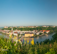 fileadmin/roha/images_galerie/orte_landschaft/Burghausen/BURGH-PAN-0020-P-D-roha-Burghausen-Salzach-Burg.png