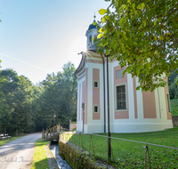 fileadmin/roha/images_galerie/kirche_religion/Tittmoning/TITT-PON-0032-D-roha-Tittmoning-Ponlach-Kirche-Wallfahrt-Stimmung.png