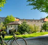 fileadmin/roha/images_galerie/Freizeit-Sport/Mountainbike-Radfahren/BAD-REI-GRUT-0020-D-roha-Bad-Reichenhall-Burg-Gruttenstein-Fahrrad.png