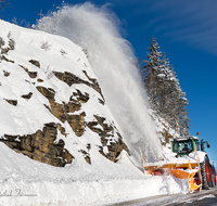 fileadmin/roha/images_galerie/orte_landschaft/Berchtesgaden/Rossfeld-Goell/BGD-ROSSF-WINT-DIE-0002-D-roha-Berchtesgaden-Rossfeld-Winterdienst.png