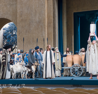 fileadmin/roha/images_galerie/orte_landschaft/Oberammergau/Passion/OBERA-PASS-0084-D-roha-Oberammergau-Passion-Spiele-Jesus-Christus-Tempel.png