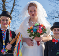 fileadmin/roha/images_galerie/brauchtum/Fasching/Faschingshochzeit/BR-FASCHI-HOCHZ-2024-1304-1-D-roha--Brauchtum-Fasching-Hochzeit.png