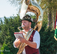 fileadmin/roha/images_galerie/musik/Blasmusik/BR-FEST-ANG-MUS-TRACH-2018-08-19-0941-0-09-D-roha-Brauchtum-Fest-Anger-Trachtenverein-Musikkapelle-Thundorf-Strass.png