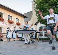 fileadmin/roha/images_galerie/brauchtum/Tracht/Trachtenverein_Anger/BR-TRACH-ANG-20190908-2010-06-D-roha-Brauchtum-Tracht-Anger-Hoeglwoerth.png