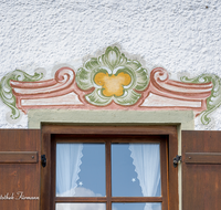 fileadmin/roha/images_galerie/dies_das/Kunst/LANDA-MALEREI-BICH-0003-D-roha-Landart-Malerei-Haus-Fenster.png