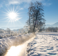 fileadmin/roha/images_galerie/Hintergrund-Download/2048x1152/STIM-TEI-KARL-WI-0020-0921-1-D-roha-Stimmung-Winter-Sonne-Teisendorf-Karlsbach.png