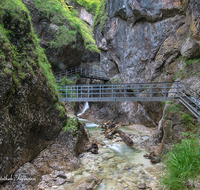 fileadmin/roha/images_galerie/orte_landschaft/Berchtesgaden/Marktschellenberg-Ettenberg/BGD-ALMB-KLAMM-0001-10-D-roha-Berchtesgaden-Almbachklamm-Untersberg-Wasser-Marktschellenberg.png