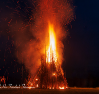 fileadmin/roha/images_galerie/brauchtum/Sonnwendfeuer/BR-SONNW-WEIL-0030-2018-2202-02-D-roha-Brauchtum-Sonnwend-Peters-Feuer-Weildorf-Teisendorf.png