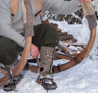 fileadmin/roha/images_galerie/Landwirtschaft/Forst-Holzknecht/HOLZKNE-HAM-DET-SCH-0004-D-roha-Holzknecht-Schuh-Winter-Siegsdorf-Hammer-Winterzug.png