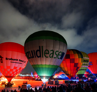 fileadmin/roha/images_galerie/orte_landschaft/Inzell/INZ-BALL-0016-1820-01-D-roha-Inzell-Ballon-Gluehen-Winter-Schnee.png