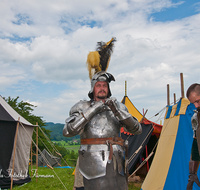 fileadmin/roha/images_galerie/brauchtum/Ritter-Mittelalter/BR-MITTELALT-PID-0092-D-roha-Brauchtum-Mittelalterfest-Piding-Schloss-Staufeneck-Ritter-Ruestung.png