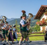 fileadmin/roha/images_galerie/musik/Blasmusik/Anger_-_Aufham/MU-BLA-AUF-ANG-2018-08-19-0851-D-roha-Musik-Blasmusik-Aufham-Anger-Festzug.png