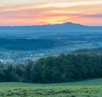 fileadmin/roha/images_galerie/stimmung-Sonne/Sonnenaufgang/SO-AU-TEI-GIERST-2020-05-0539-D-roha-Sonnenaufgang-Teisendorf-Gierstling.png