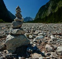 fileadmin/roha/images_galerie/orte_landschaft/Berchtesgaden/Wimbachklamm-Wimbachgries/BGD-WIMB-0009-D-roha-Berchtesgaden-Ramsau-Wimbachgries-Nationalpark-Palfenhorn-Steinmandl.png