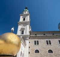 fileadmin/roha/images_galerie/orte_landschaft/Salzburg/Fassaden_und_Details/SA-KAPIT-0020-D-roha-Salzburg-Kapitelplatz-Goldkugel.png