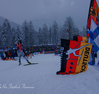 fileadmin/roha/images_galerie/Freizeit-Sport/Biathlon/2017-Biathlon/SPO-BIATH-2017-1510-2968-D-roha-Sport-Biathlon-Ruhpolding-Chiemgau-Arena-Winter-Schnee-Jubel.png