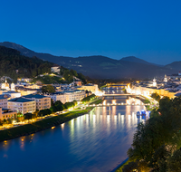 fileadmin/roha/reportagen/Salzburg-Nacht-Festung-Muelln/SA-ALTST-NACHT-0011-02-D-P-roha-Salzburg-Altstadt-Nacht-Panorama-Festung-Hohensalzburg-Salzach.png