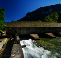 fileadmin/roha/images_galerie/orte_landschaft/Berchtesgaden/Koenigssee/BGD-KOE-WEHR-0007-D-roha-Berchtesgaden-Koenigssee-Ache-Wasser-Wehr-Almkanal.png