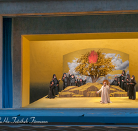 fileadmin/roha/images_galerie/orte_landschaft/Oberammergau/Passion/OBERA-PASS-0207-D-roha-Oberammergau-Passion-Spiele-Moses-Berufung-Dornbusch.png