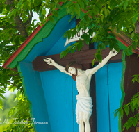 fileadmin/roha/images_galerie/kirche_religion/Siegsdorf/KKKM-SIEG-ST-JOH-0006-D-roha-Wegkreuz-Christus-Siegsdorf-St-Johann.png