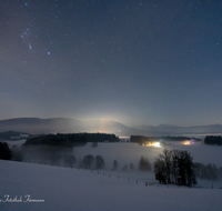 fileadmin/roha/images_galerie/Baum-natur-garten/Natur-Himmel-Nachthimmel/LANDS-HIM-NA-STE-NEUK-0006-D-roha-Landschaft-Himmel-Nacht-Sterne-Neukirchen-Winter.png