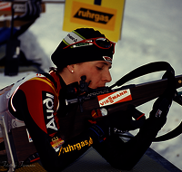 fileadmin/roha/images_galerie/Freizeit-Sport/Biathlon/2002-Biathlon/SPO-BIATH-0000-2002-01-17-Ruhpolding-Biathlon-5010.png