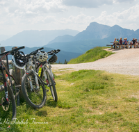 fileadmin/roha/images_galerie/orte_landschaft/Stoisser-Alm/TEI-STO-MOUN-0011-01-D-roha-Teisendorf-Anger-Stoisser-Alm-Mountainbike-Hochstaufen-Zwiesel-Untersberg.png