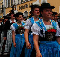 fileadmin/roha/Gautrachtenfest/Bilderglalerie/Gaufest-2023/Festsonntag/BR-GAUFEST-TEIS-2023-3-1158-02-D-roha-Tracht-Gaufest-Teisendorf.png