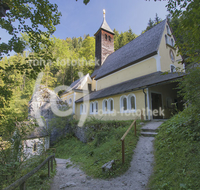 fileadmin/roha/images_galerie/orte_landschaft/Koessen/KOESS-KLOBENST-0002-01-D-roha-Koessen-Klobenstein-Kirche-Fels-Wallfahrt-Maria.jpg