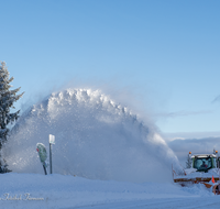 fileadmin/roha/images_galerie/orte_landschaft/Berchtesgaden/Rossfeld-Goell/BGD-ROSSF-WINT-DIE-0001-856-1-D-roha-Berchtesgaden-Rossfeld-Winterdienst.png