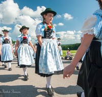 fileadmin/roha/images_galerie/orte_landschaft/Teisendorf/Weildorf/Weildorf-Trachtenfest/BR-TRACHT-FEST-WEIL-18062017-0942-17-D-roha-Brauchtum-Trachtenfest-Weildorf-Teisendorf.png