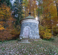 fileadmin/roha/images_galerie/kirche_religion/Siegsdorf/KKKM-SIEG-KRESS-0003-D-roha-Kapelle-Siegsdorf-Kressenberg-Pulverturm.png