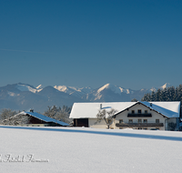 fileadmin/roha/images_galerie/Winter/WINT-TEI-NEUK-0017-D-roha-Winter-Teisendorf-Neukirchen-Chiemgauer-Berge-Hochfelln-Hochgern.png