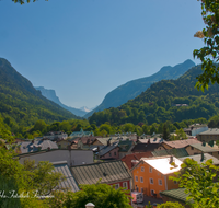 fileadmin/roha/images_galerie/orte_landschaft/Bad_Reichenhall/BAD-REI-PAN-STADT-0001-D-roha-Bad-Reichenhall-Stadt-Panorama-Dach.png